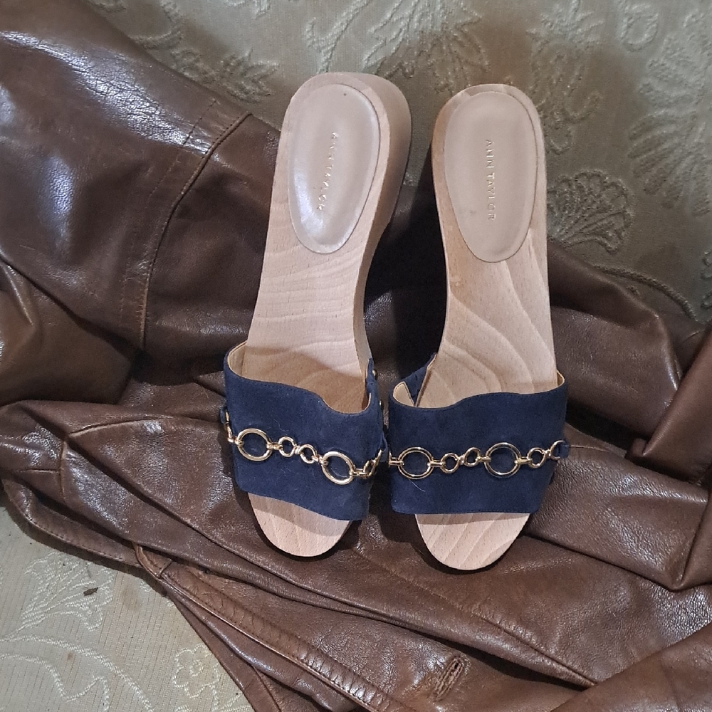 Navy Blue Chain Detail Sandals